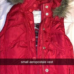 Aeropostale vest